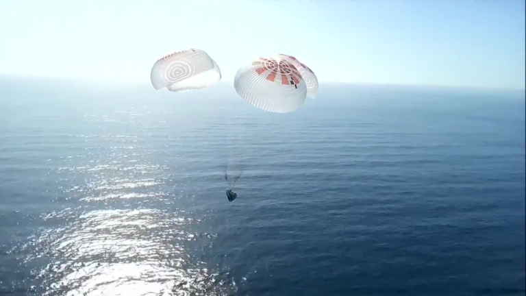 Fram2 spacecraft descending for splashdown
